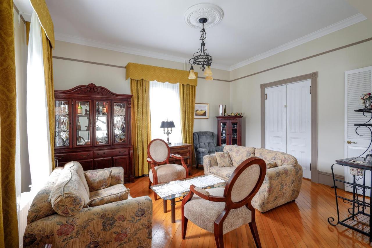 Bed and Breakfast Chez L'Doc Saint-Prosper Exterior foto
